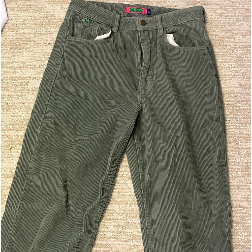 Size 8 Empyres.